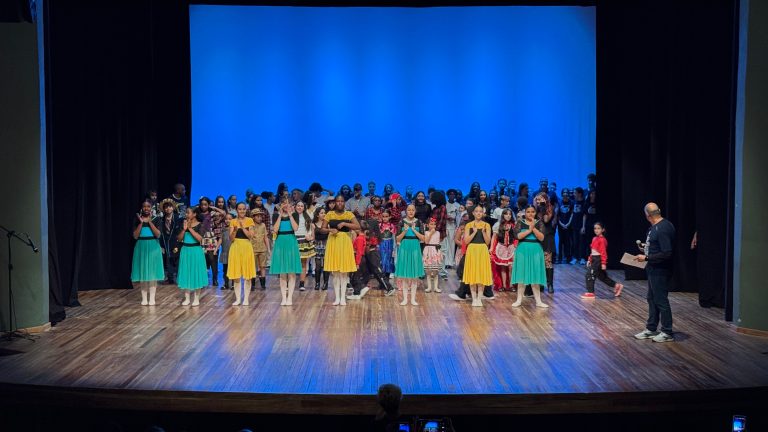 Mostra Cultural da Praça CEU reúne cerca de 150 alunos em apresentações gratuitas em Juiz de Fora; veja