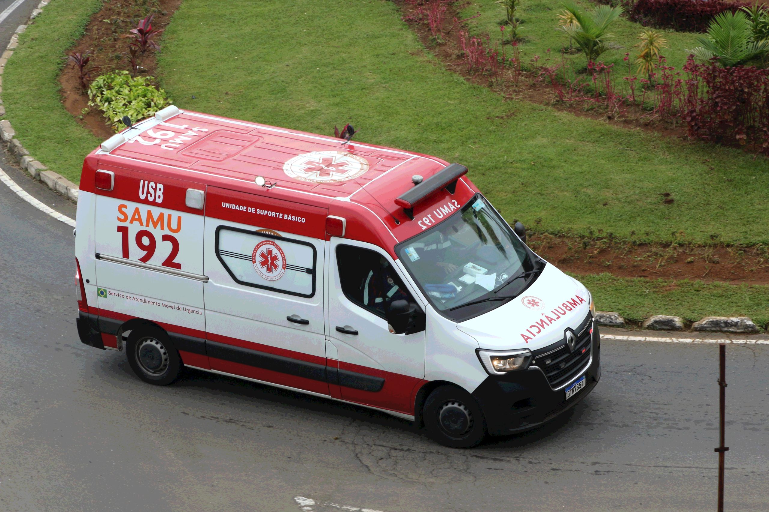 Ambulância SAMU - Por João Gabriel (1)
