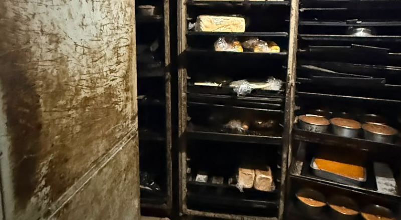 Vigilância Sanitária interdita três estabelecimentos e descarta mais de 800 kg de alimentos em Juiz de Fora