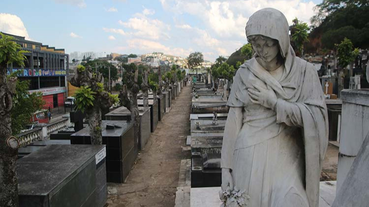Caminhando pela História promove visita guiada ao Cemitério da Glória na terça-feira, 1º