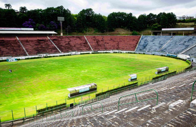 Campeonato Mineiro de base movimenta o Estádio Municipal Mário Helênio neste fim de semana
