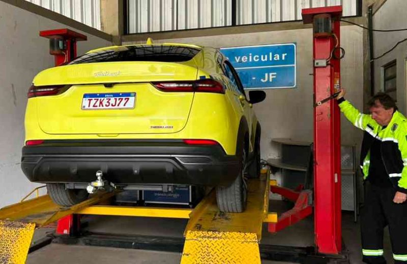 Nova rodada de vistorias obrigatórias de táxis começa nesta segunda-feira em Juiz de Fora