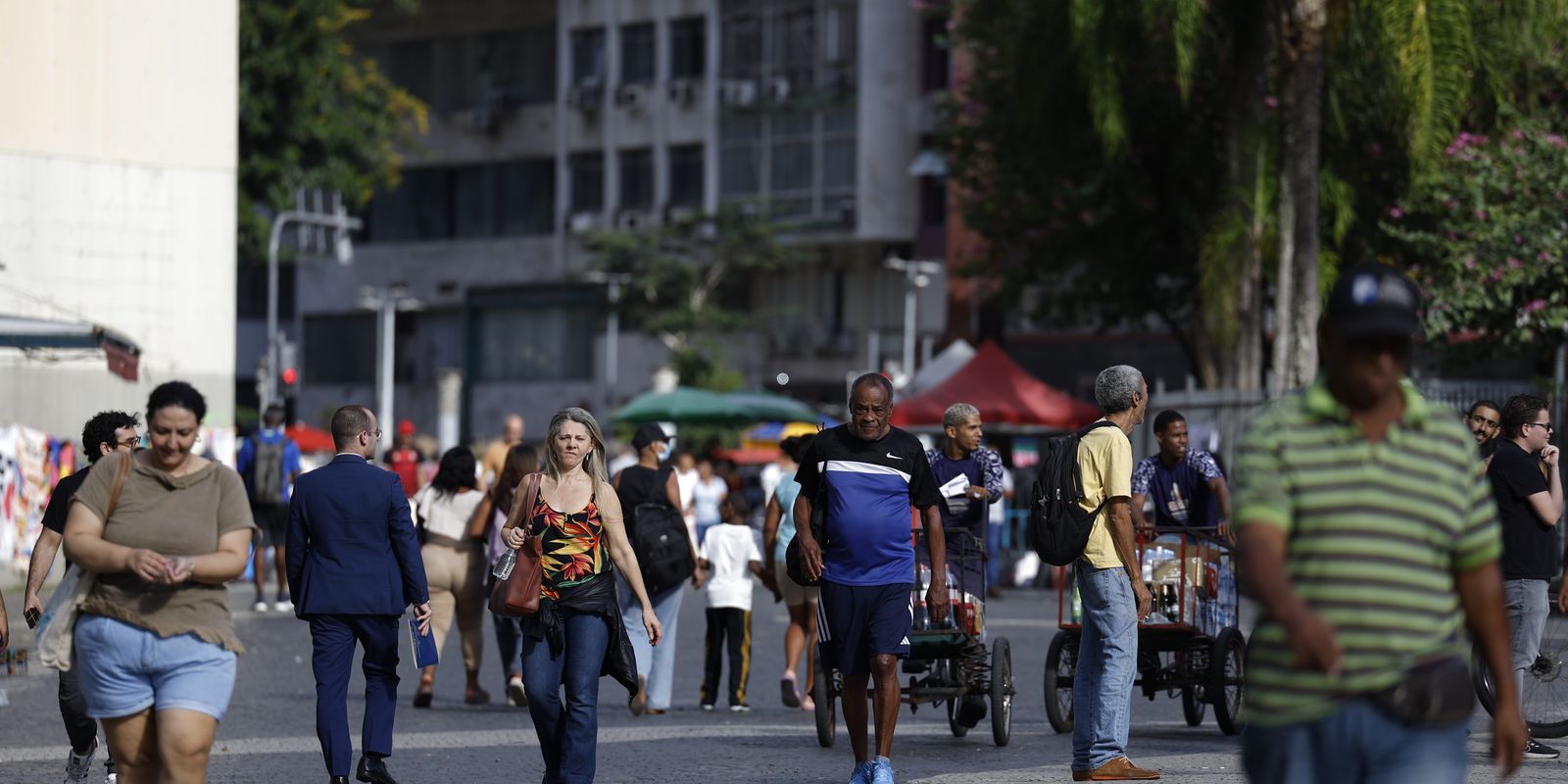 Crescimento populacional caiu para 0,37% em 2026, estima IBGE — Imagem: Agencia Brasil