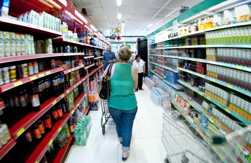 Cesta básica ficou mais barata em 25 capitais em agosto