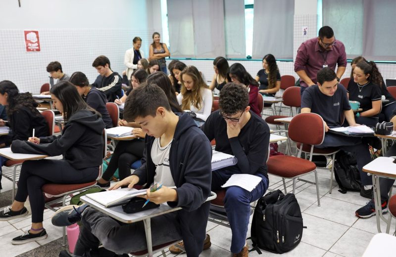 Convocação da lista de espera do Fies no 2º semestre termina na quinta