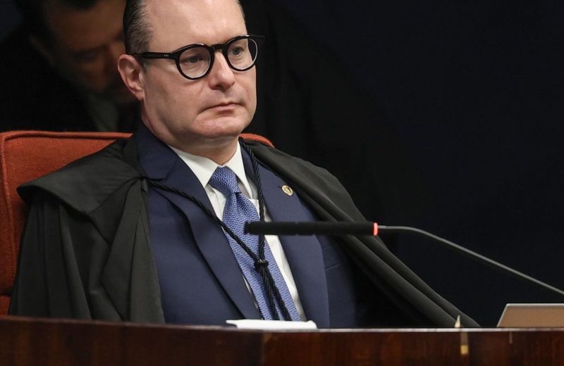 Dallagnol divulga sigilo fiscal de Zanin, que pede responsabilização