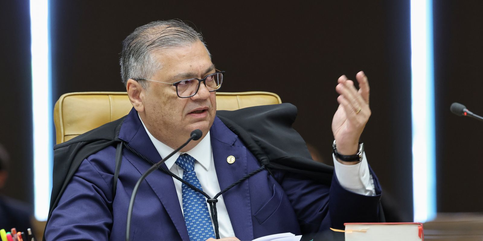 Dino manda PF investigar relação de Vorcaro com cemitérios em SP — Imagem: Agencia Brasil