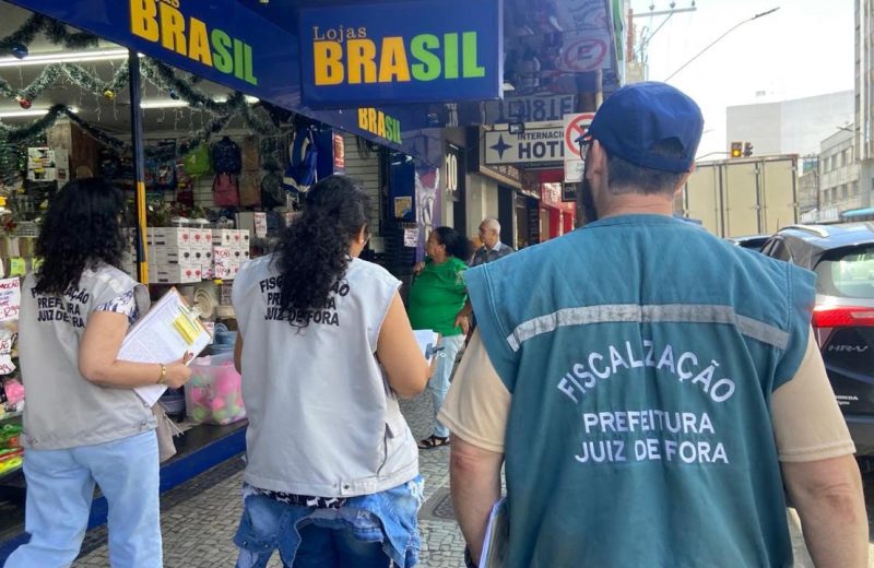 Fiscalização apreende mais de 2,5 mil itens irregulares em agosto na operação Comércio Legal