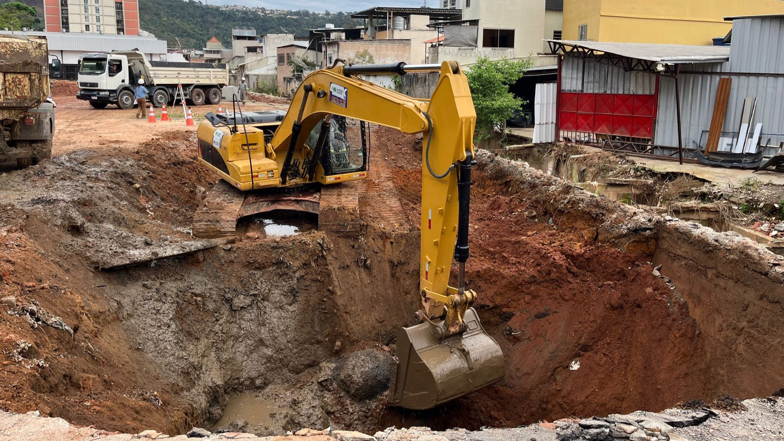 Obras de drenagem e esgotamento sanitário avançam para nova etapa no Mariano Procópio — Imagem: Prefeitura de Juiz de Fora