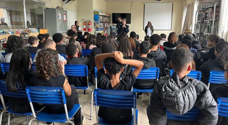 Projeto Guardas no Apoio e Prevenção nas Escolas leva atividades à E.M. Cosete de Alencar