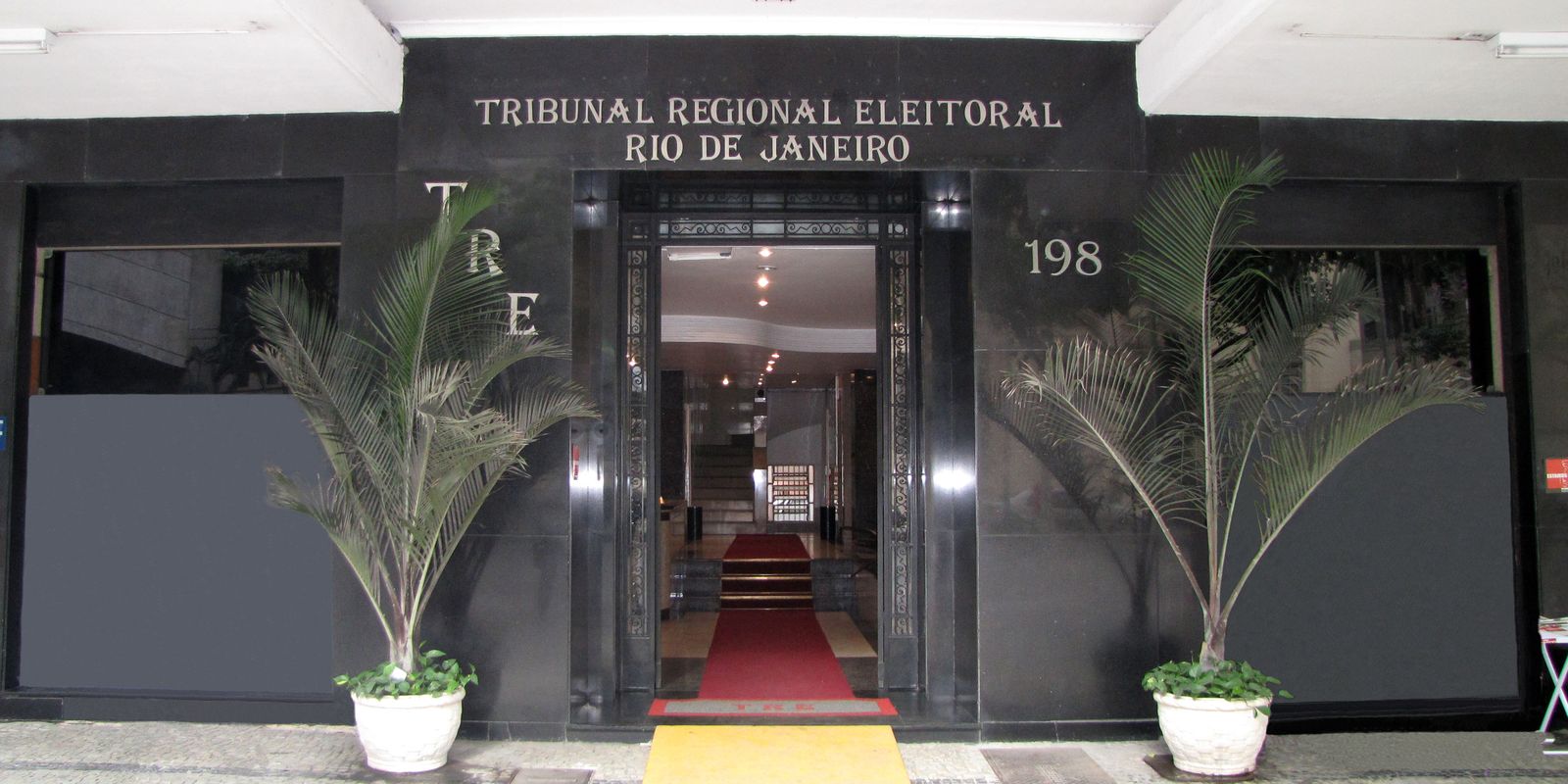 TRE-RJ cassa registro da candidatura do deputado estadual Val Ceasa — Imagem: Agencia Brasil