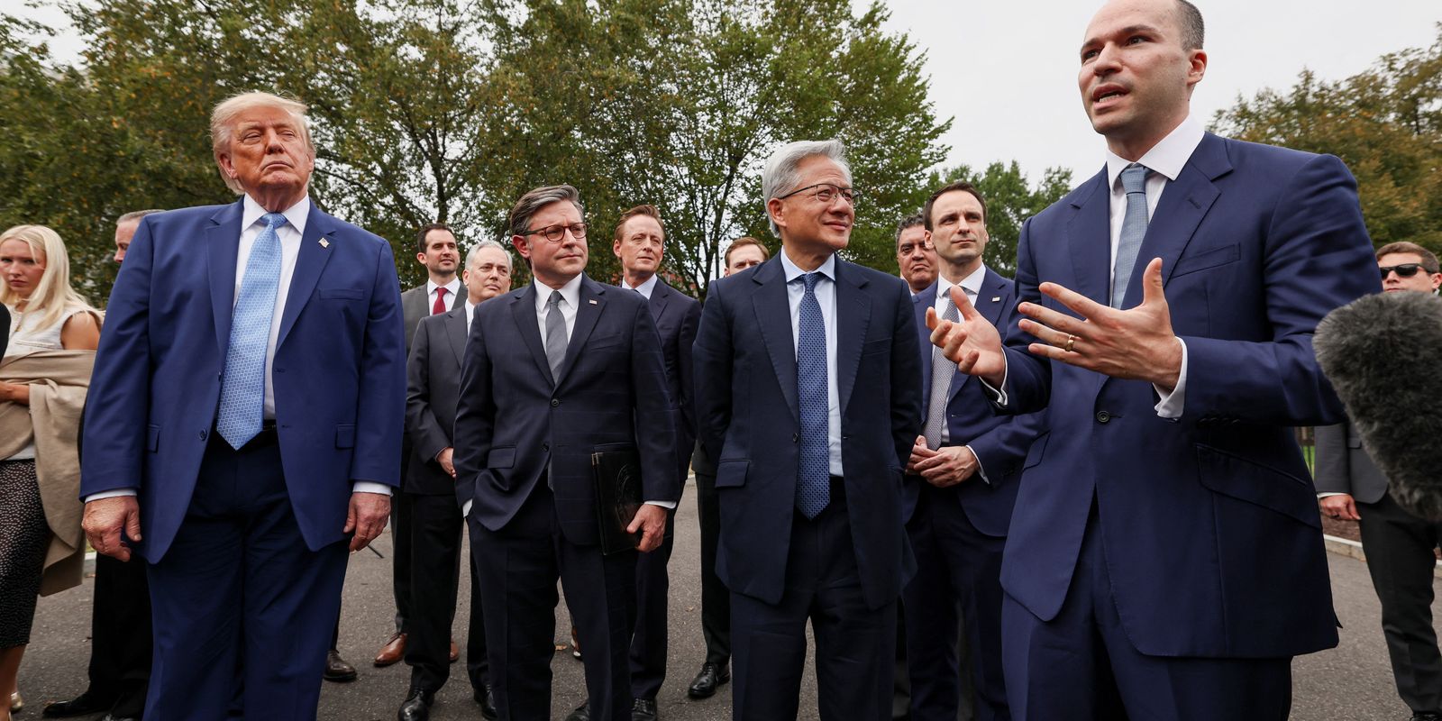 Trump anuncia autorregulação da IA por bigtechs em meio a temor social — Imagem: Agencia Brasil