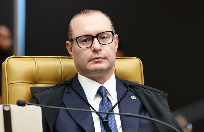 Zanin pede manifestação da Anatel sobre acesso à internet nas eleições